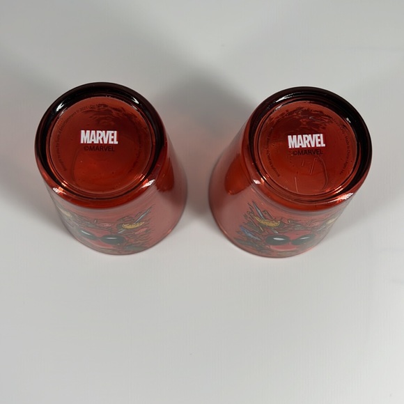 Marvel Deadpool Shot Glasses-Set of 2 - Picture 3 of 3
